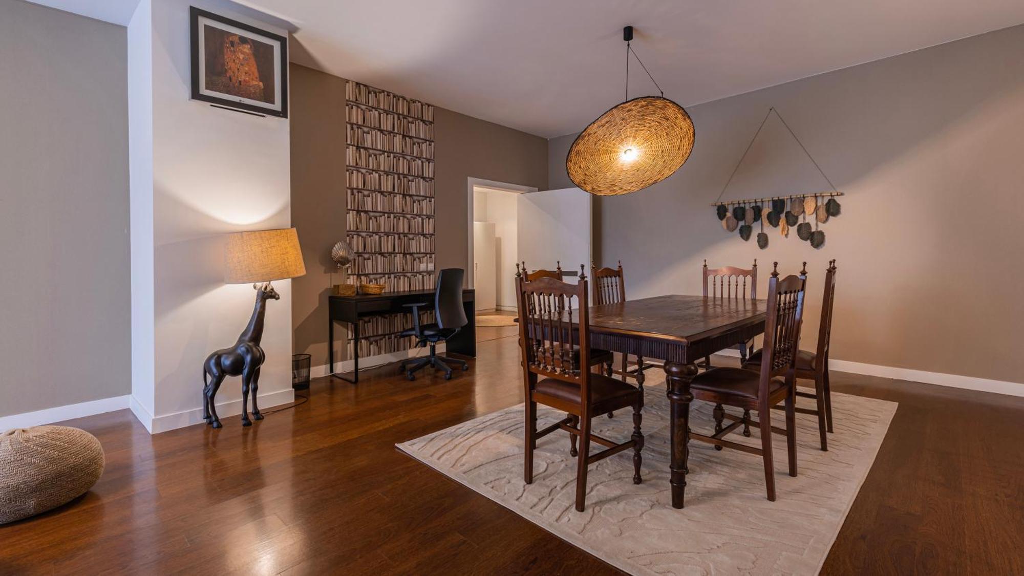 Classy 3bdr By Lovelystay Apartment *